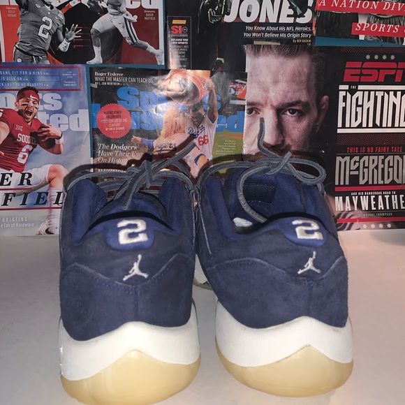 Air Jordan 11 Retro Low ‘RE2PECT’ size 10.5 - Picture 4 of 6